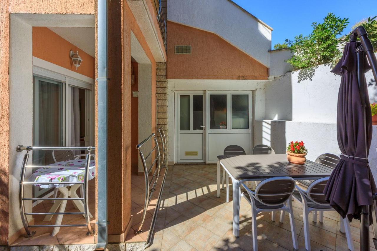 Apartments Zorica Dramalj Luaran gambar