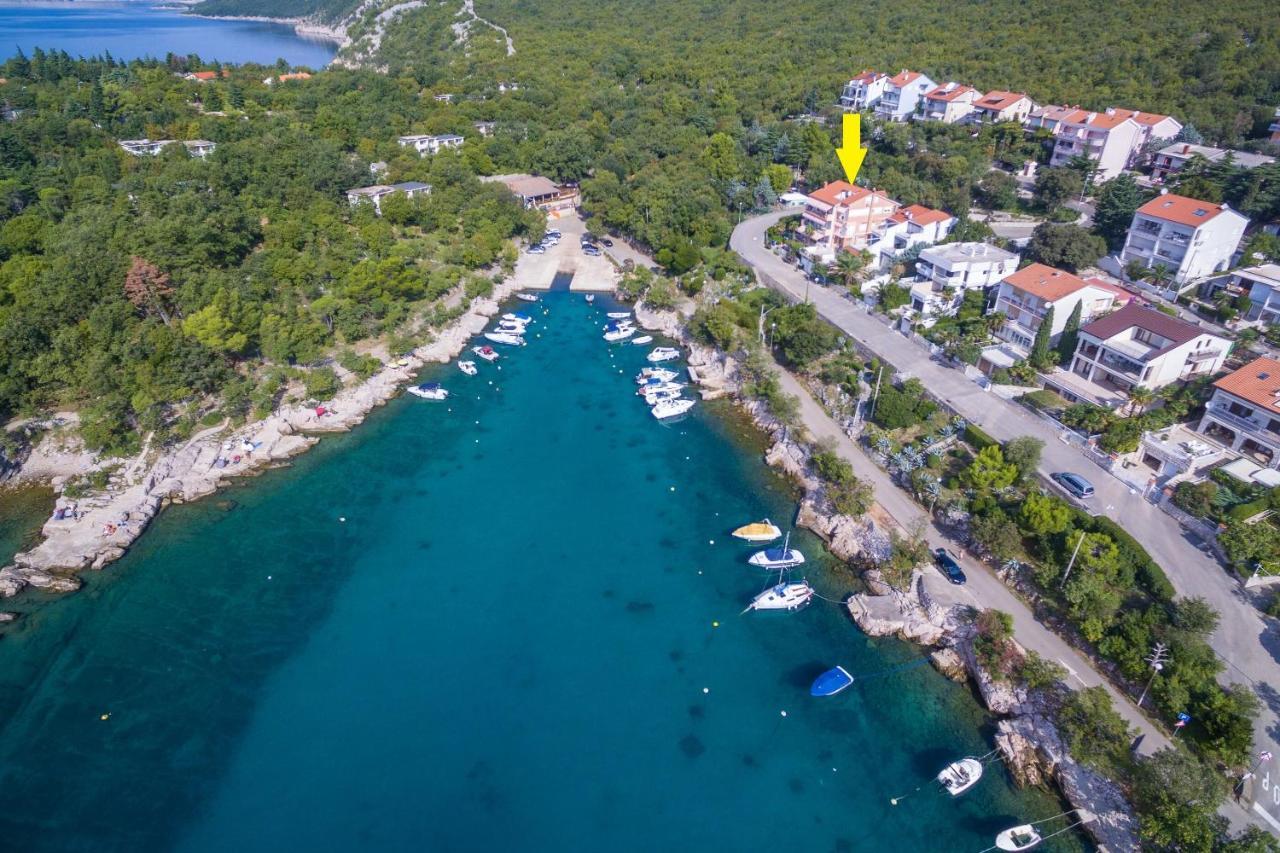 Apartments Zorica Dramalj Luaran gambar