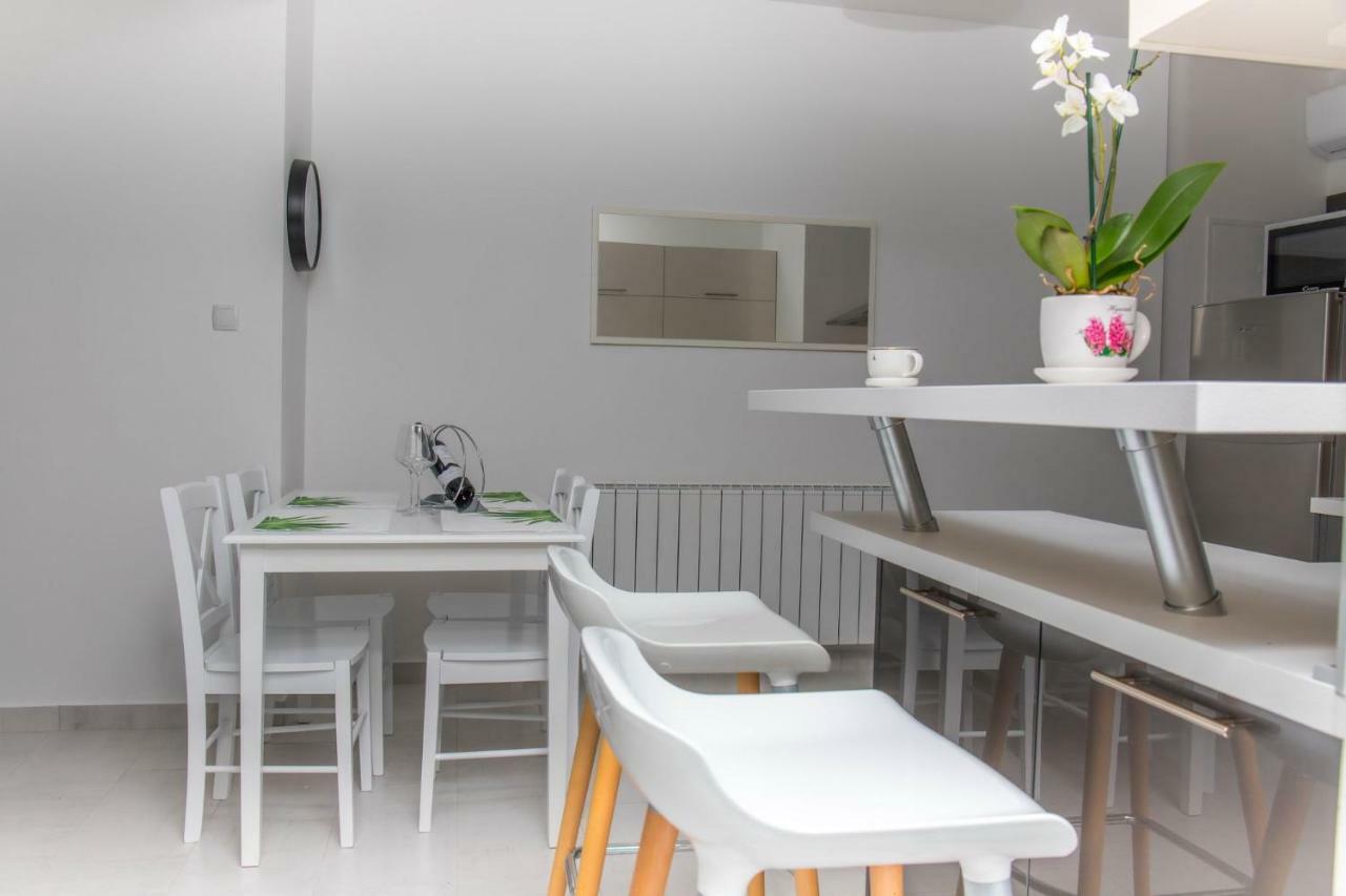 Apartments Zorica Dramalj Luaran gambar