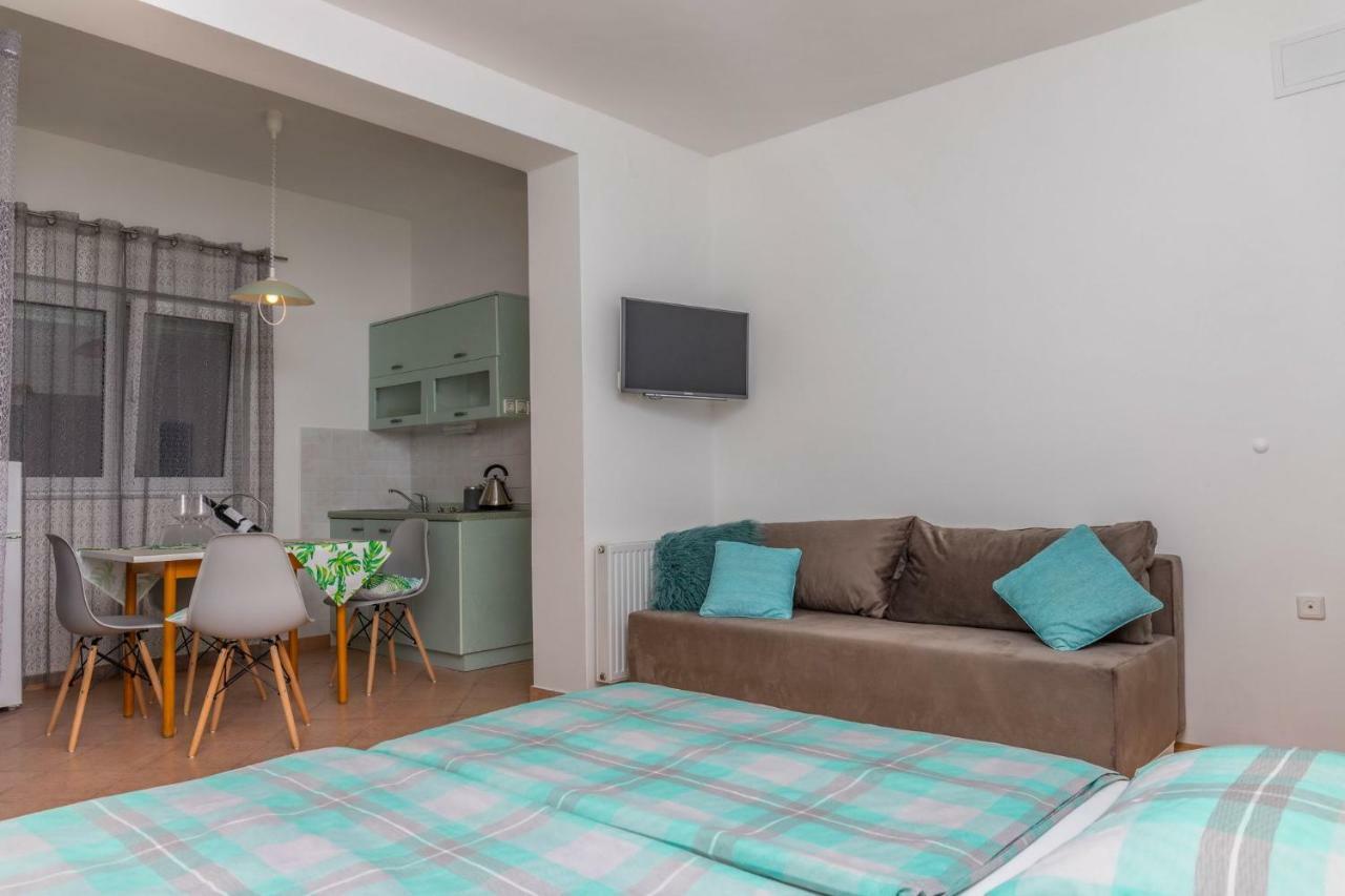 Apartments Zorica Dramalj Luaran gambar