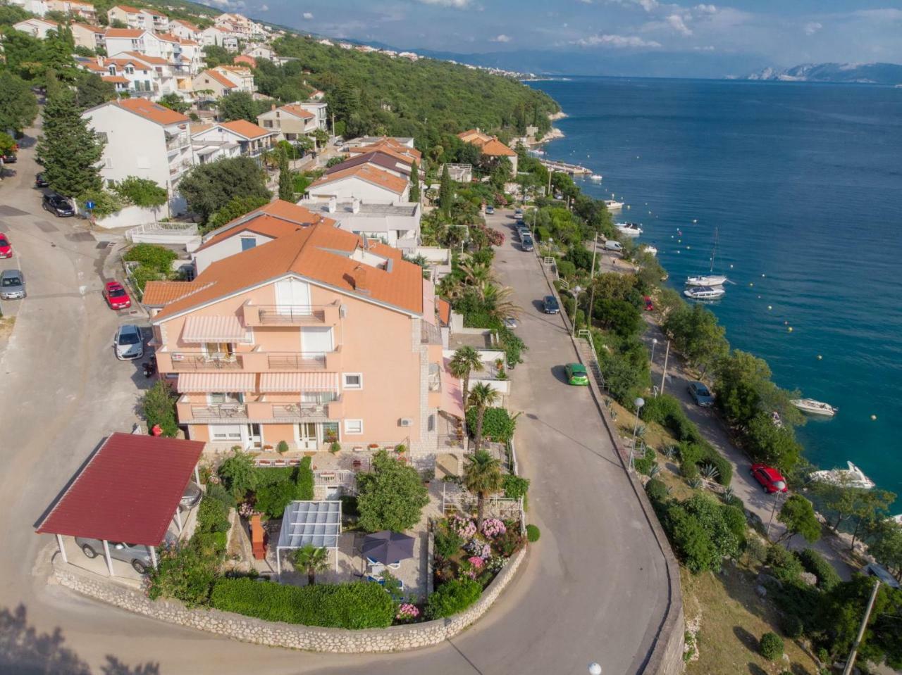 Apartments Zorica Dramalj Luaran gambar