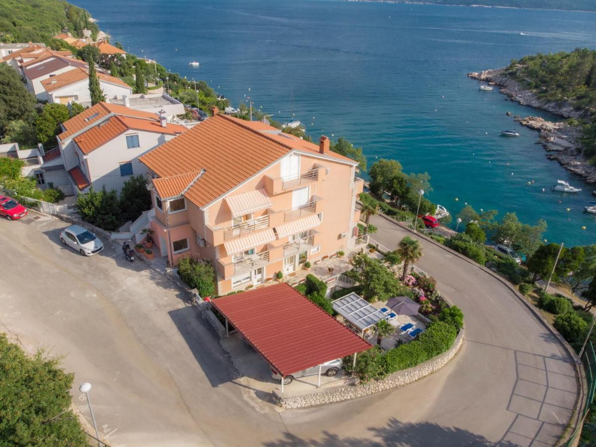 Apartments Zorica Dramalj Luaran gambar