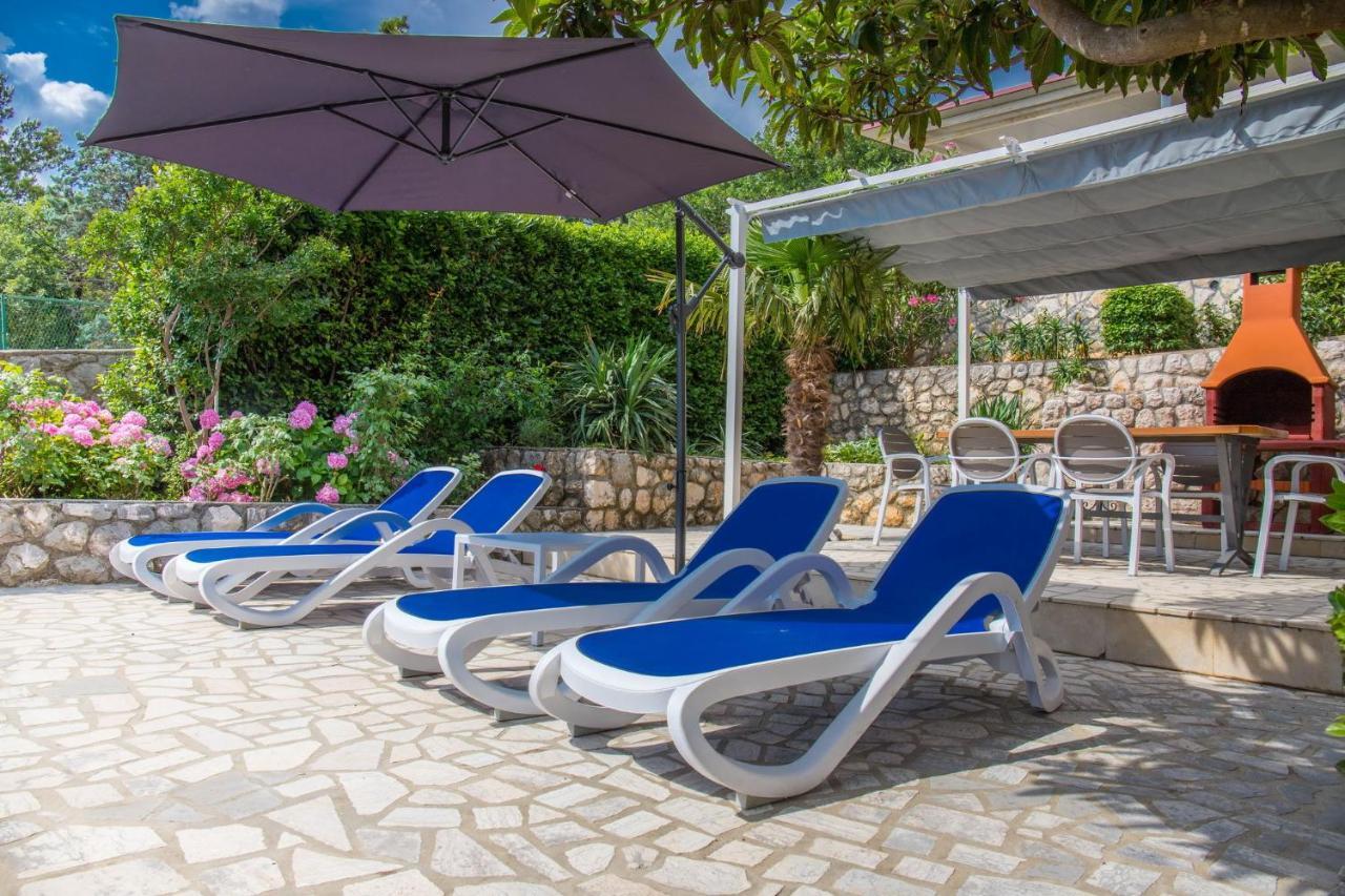 Apartments Zorica Dramalj Luaran gambar